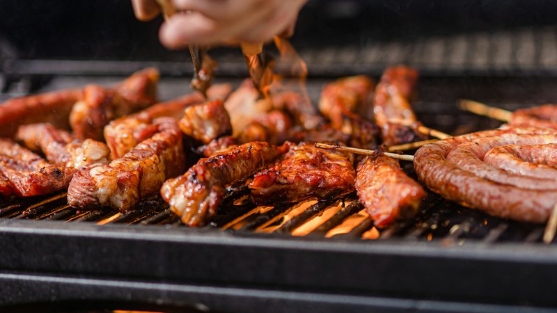 Gasbarbecue of houtskool: wat kies je voor je tuin?